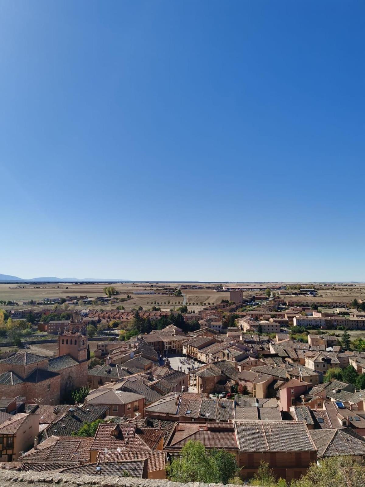 Tres Navios En El Mar Casa Rural De 10 Habitaciones Con Bano Individual Precios Web Montejo de Tiermes Εξωτερικό φωτογραφία