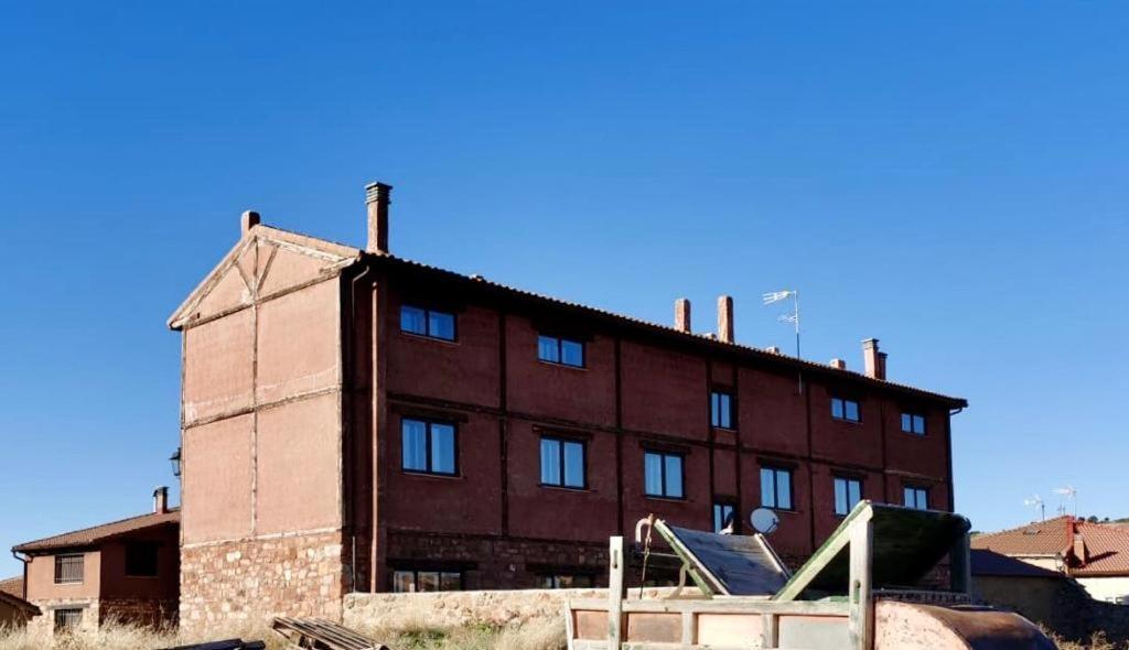 Tres Navios En El Mar Casa Rural De 10 Habitaciones Con Bano Individual Precios Web Montejo de Tiermes Εξωτερικό φωτογραφία